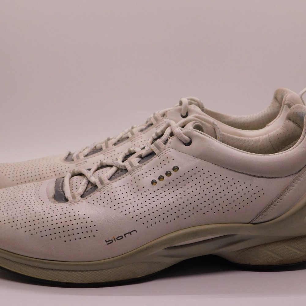 ECCO Men’s Biom Fjuel Train (Silver Grey, Size 41)